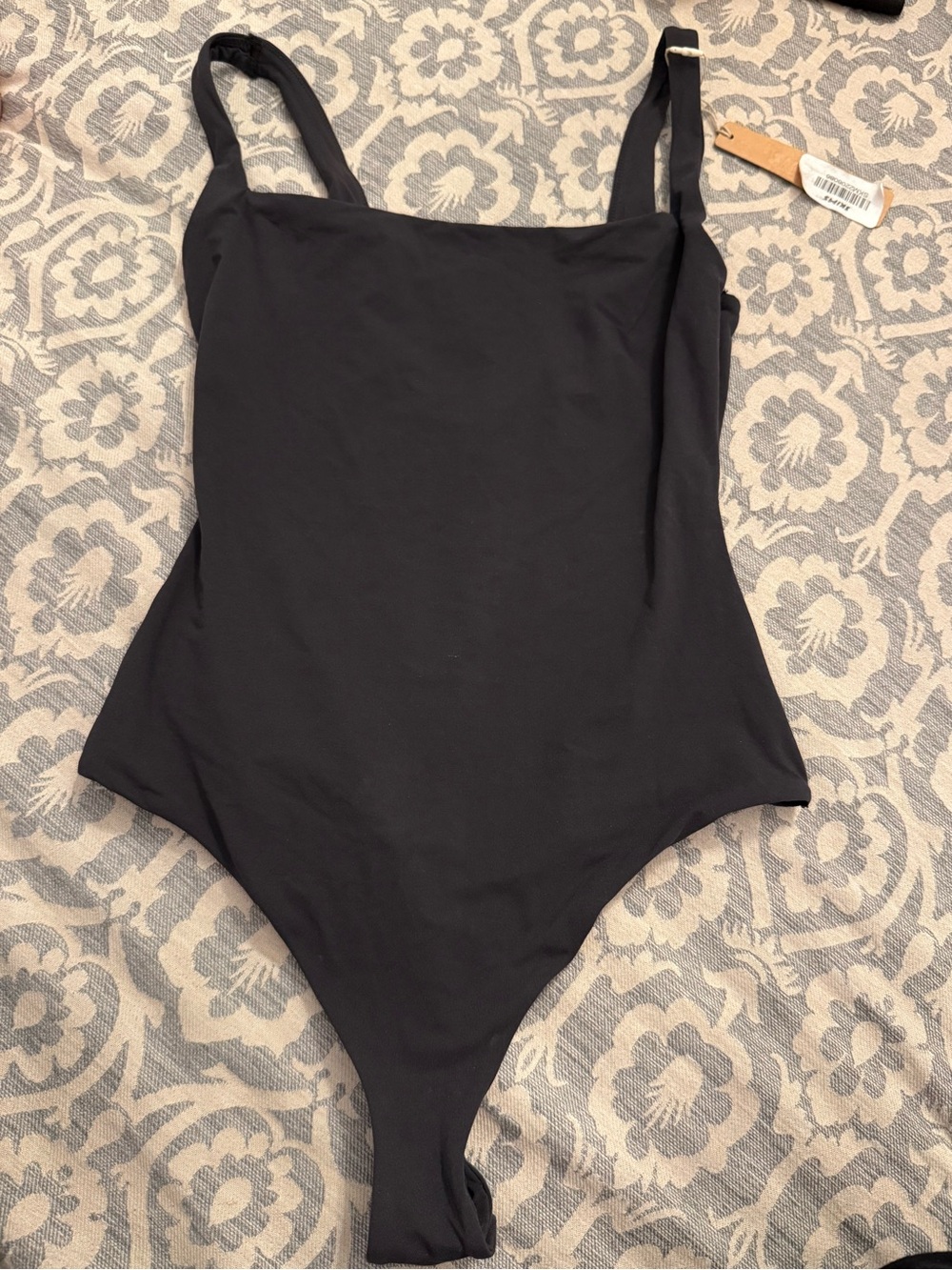 Skims fits everybody SQUARE NECK BODYSUIT